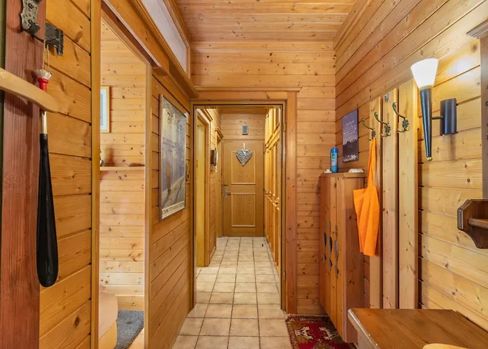 Schihuette By Interhome زيل أم سي