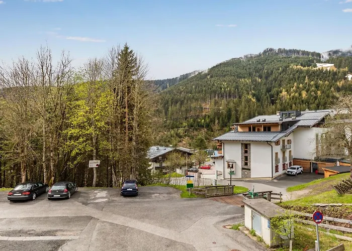 Schihuette By Interhome شقة